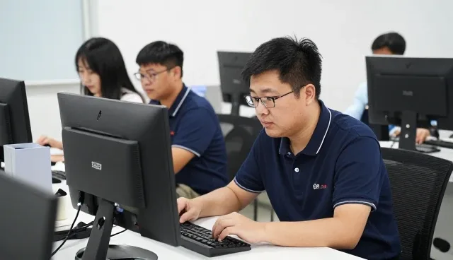 技术外包等提升技术服务水平